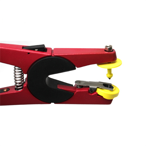 Animal ear tag for pig/ poultry management